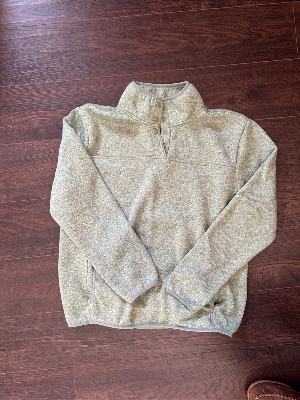 Eddie Bauer Light Sage Green Snap-Placket Fleece Pullover